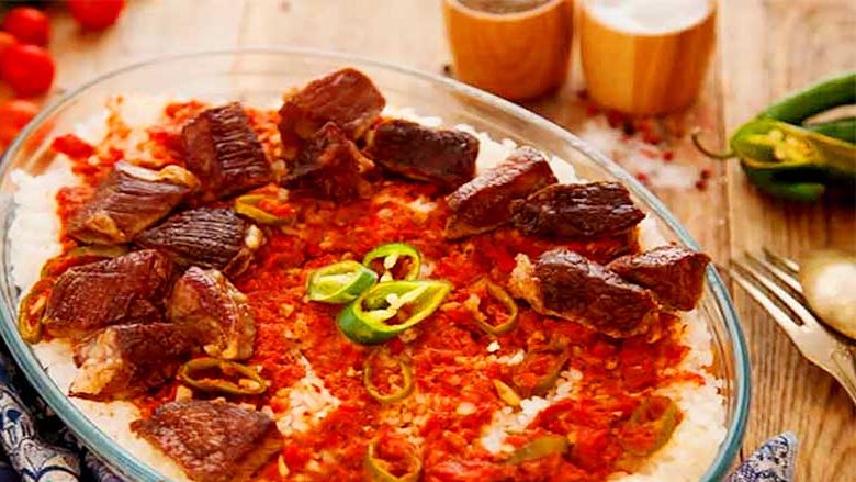 أسرار طريقة عمل الفتة بالأرز والعيش البلدي