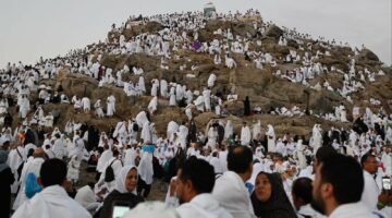 استعدادات مكثفة لبدء خطة تصعيد حجاج الجمعيات الأهلية إلى عرفات