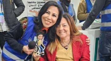 إيمان كريم تهنئ سماح أبو بكر عزت لفوزها بجائزة مجلس الكتاب المصري