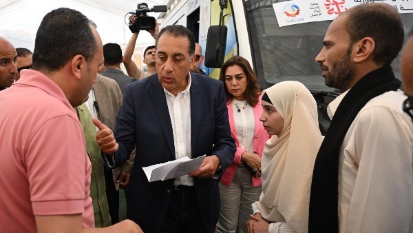 علاج بنتنا يكفيني في زيارة اليوم