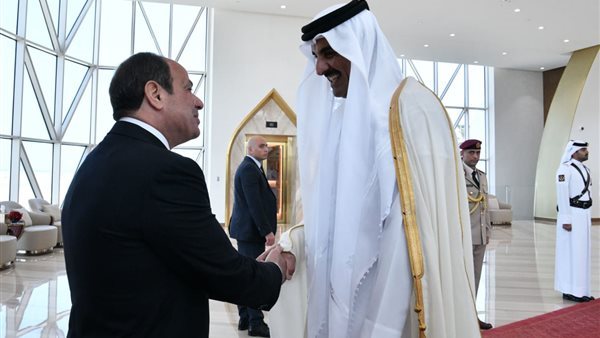 الرئيس السيسي يعرب لـ”تميم” إدانة مصر لأي انتهاك يمس سيادة قطر
