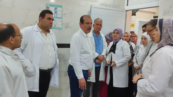 صرف مكافأة للمتميزين وجزاءات للمقصرين بالدقهلية