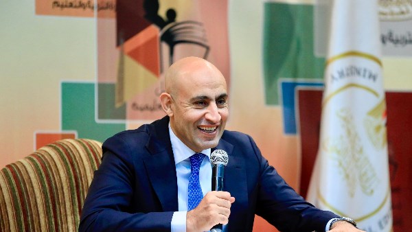 التعليم تدرس زيادة نسبة المعلم من رسوم مجموعات التقوية