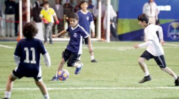 تجهيز 4 ملاعب نجيل صناعي بكل إدارة تعليمية لتنفيذ دوري المدارس