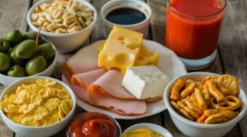 احذرها .. هذه الأطعمة تسرع الإصابة بأمراض الذاكرة