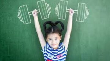 تعرف على علامات قلة ثقة طفلك بنفسه وطرق علاجها