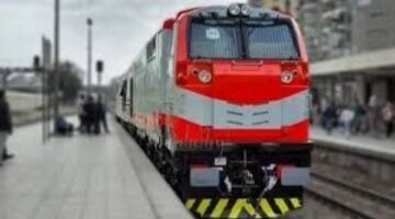 النقل تناشد المواطنين الالتزام بتعليمات عبور المزلقانات حفاظًا على الأرواح وحركة القطارات