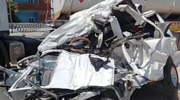عاجل.. وزارتك واخده كل الفلوس.. عمرو أديب يوجه رسالة لوزير النقل بعد حادث المنوفية