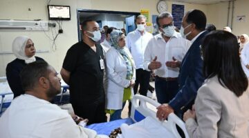 رئيس الوزراء يتفقد مستشفى وادي النطرون التخصصي