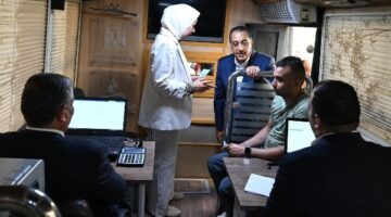 مدبولي يتفقد سيارات القوافل الخدمية بالبحيرة