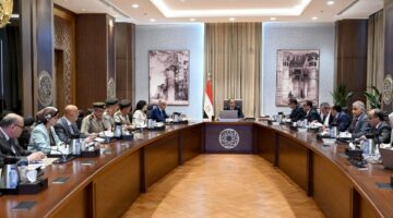 رئيس الوزراء يتابع الجهود المبذولة لتوفير الاحتياجات اللازمة من مياه الشرب