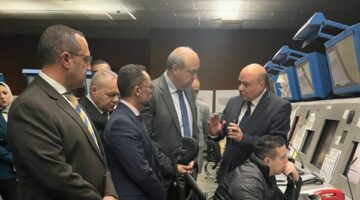 أداء المراقبة الجوية المصرية في الأزمة الراهنة يحتذى