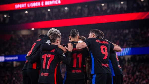 برشلونة يعلن خضوع نجمه لعملية جراحية