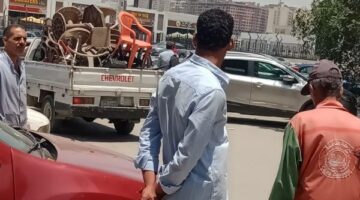 مرور ميداني مفاجئ لقطاع التفتيش على حي المعادي وغلق وتشميع عدد من المحال غير المرخصة