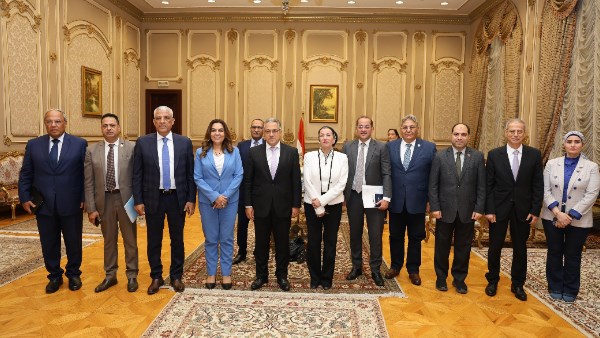 إنشاء 11 مدفن صحي آمن في 8 محافظات بتكلفة 700 مليون جنيه