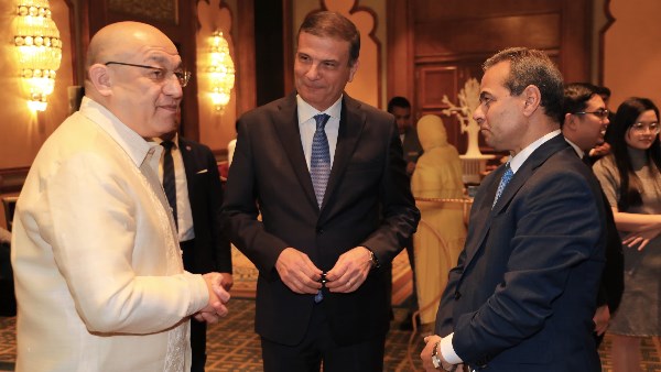 وزير الزراعة يدعو الفلبين لفتح أسواقها أمام الصادرات المصرية