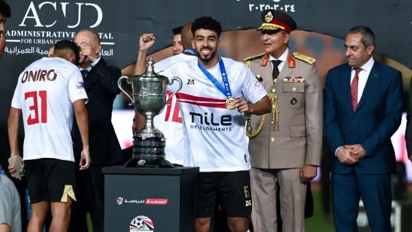 مصطفى الزناري يؤجل حسم مصيره مع الزمالك