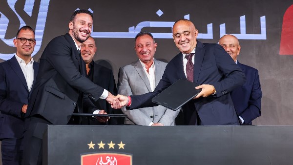 تجديد الشراكة بين شركة الأهلي لكرة القدم و المتحدة للرياضة حتى 2030| صور