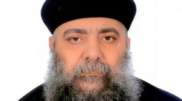 وفاة كاهن بـ إيبارشية طما.. والبابا تواضروس يقدم التعازي