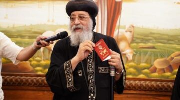 قداسة البابا تواضروس يستقبل خدام منظمة HOPE.. صور