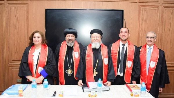 “القيم الاخلاقية في تعاليم السيد المسيح”.. رسالة ماچستير بإكليريكية الأنبا رويس