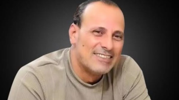 صاحب مصنع يتبرع بنصف مليون جنيه لأسرة شهيد شاحنة البنزين