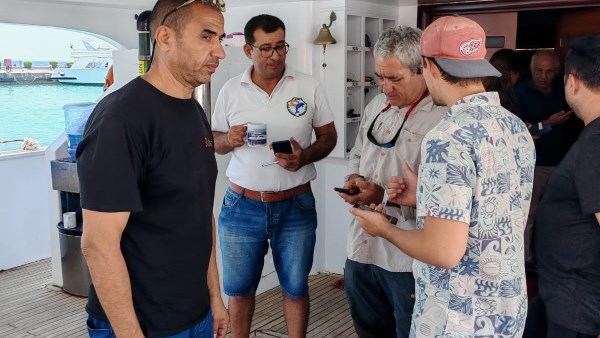 وزيرة البيئة تعلن استئناف برنامج رصد وتتبع أسماك القرش في البحر الأحمر بالاقمار الصناعية