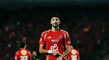 الهاتريك يقترب.. وسام أبو علي يسجل الهدف الثاني للأهلي في شباك بورتو
