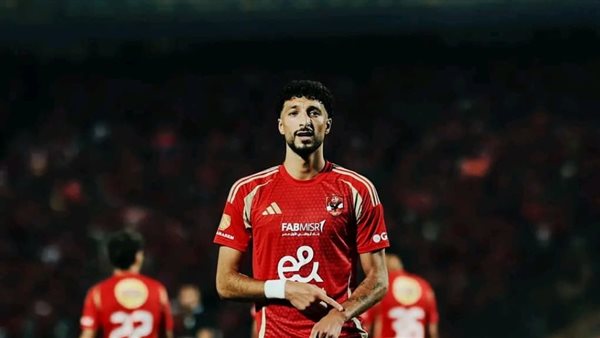 الهاتريك يقترب.. وسام أبو علي يسجل الهدف الثاني للأهلي في شباك بورتو