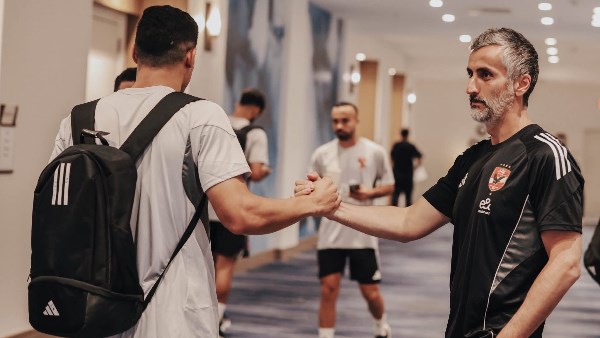 مران خفيف للاعبي الأهلي بفندق الإقامة في ميامي