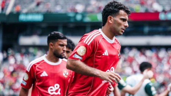 الأهلي يمر بمرحلة انتقالية.. وهذه أسباب الخروج من كأس العالم للأندية
