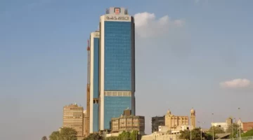 “البنك الأهلي”يرفع مستهدف تمويل «الصغيرة والمتوسطة» إلى 225 مليار جنيه بنهاية 2025