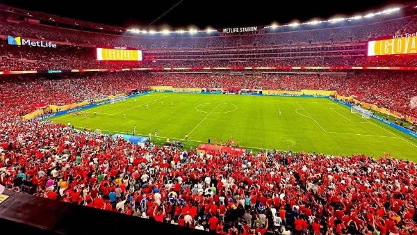 بصورة.. شوبير يدعم الأهلي بعد توديع كأس العالم للأندية