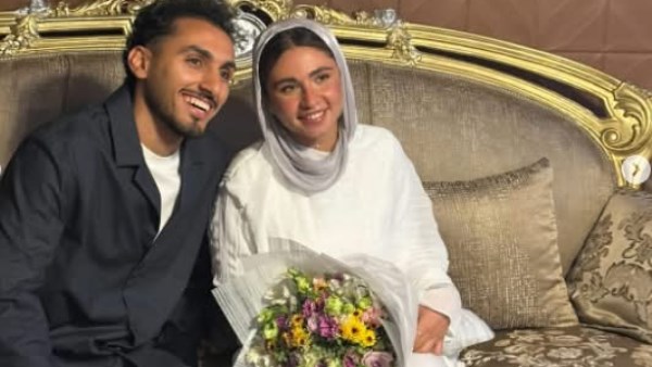 لاعب الزمالك أحمد حمدي يحتفل بخطوبته