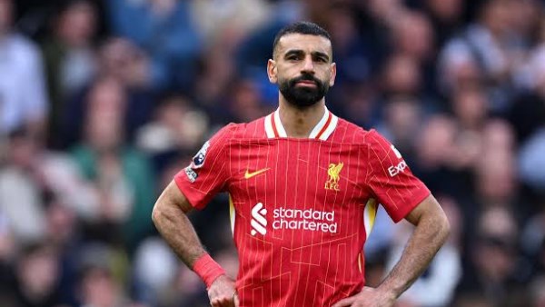 خوفا من الحديث عن حرب غزة.. بي بي سي تلغي حلقة محمد صلاح والمذيع يستقيل