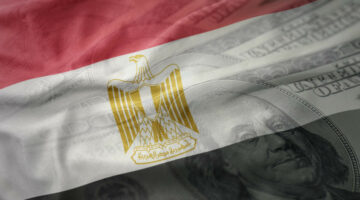 الأجانب يقلصون استثماراتهم فى أدوات الدين المصرية مع تصاعد التوتر الإقليمى