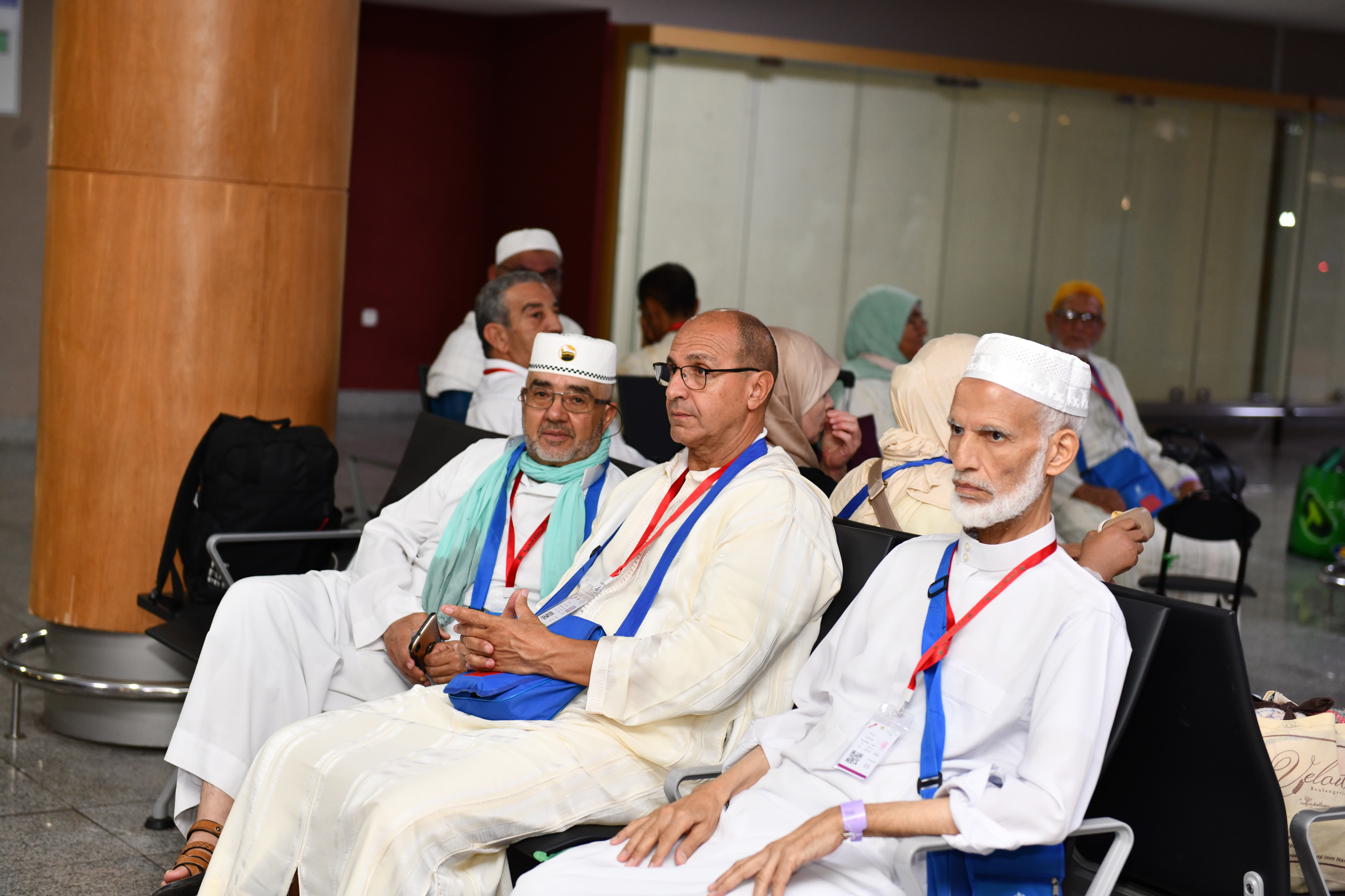 ✓ الوفد الرسمي للحجاج المغاربة يتوجه إلى الديار المقدسة