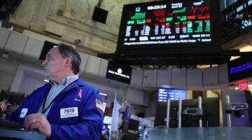 الأسهم الأمريكية ترتفع بالمستهل.. و”داو جونز” يضيف 588 نقطة