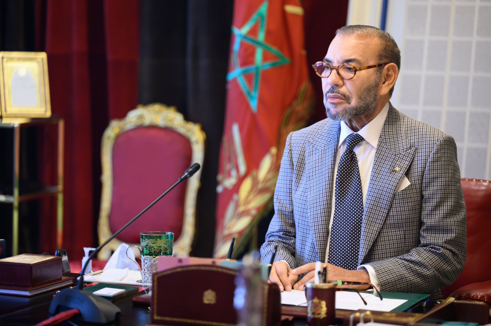 برقية تهنئة من جلالة الملك إلى عاهلي المملكة الأردنية الهاشمية بمناسبة عيد الجلوس الملكي