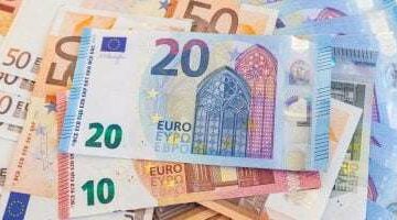 استقرار سعر اليورو في البنوك المصرية أول أيام عيد الأضحى 2025