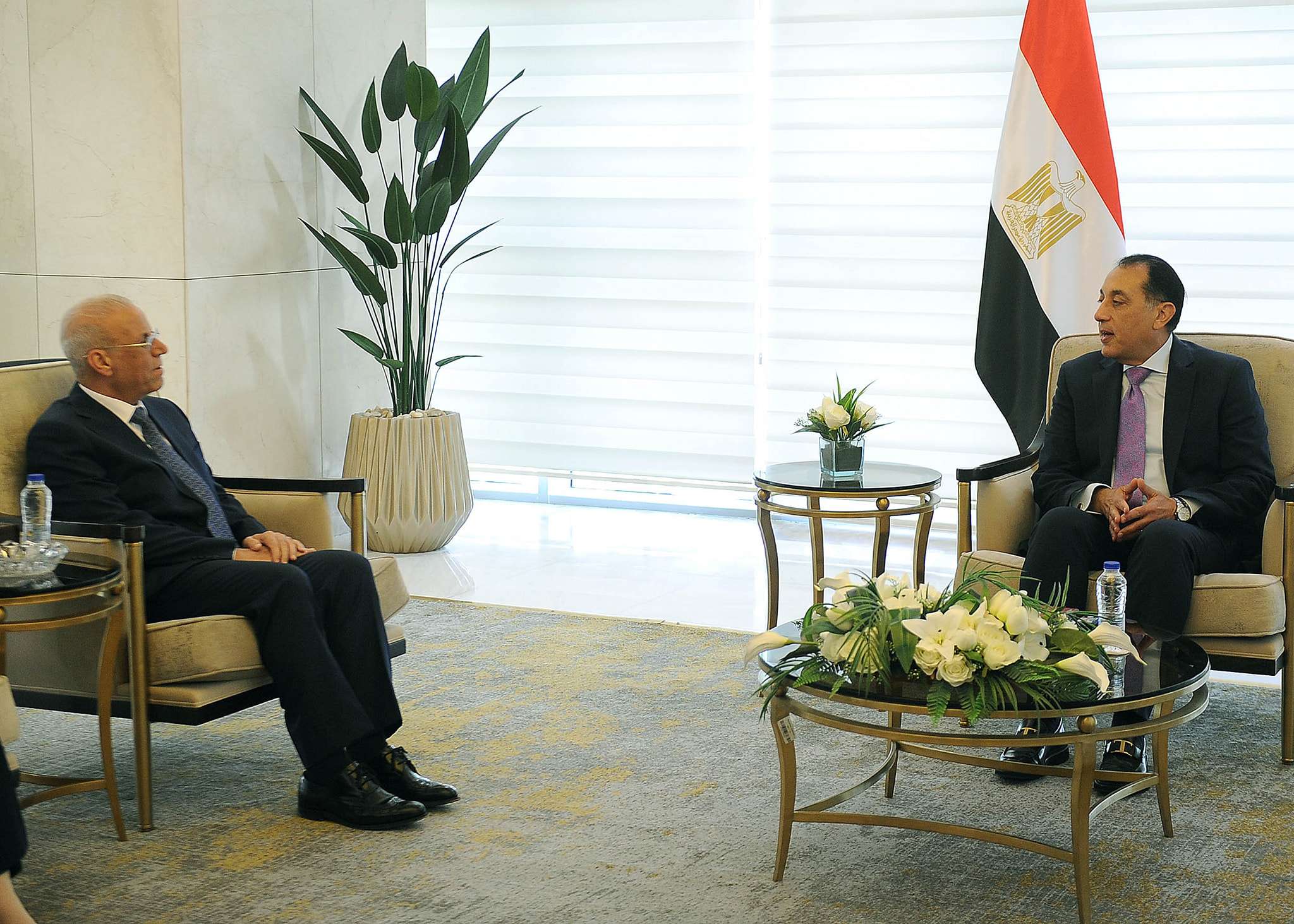 مدبولي يؤكد حرص الرئيس السيسي على دعم العراق لتنفيذ عملية إعادة الإعمار