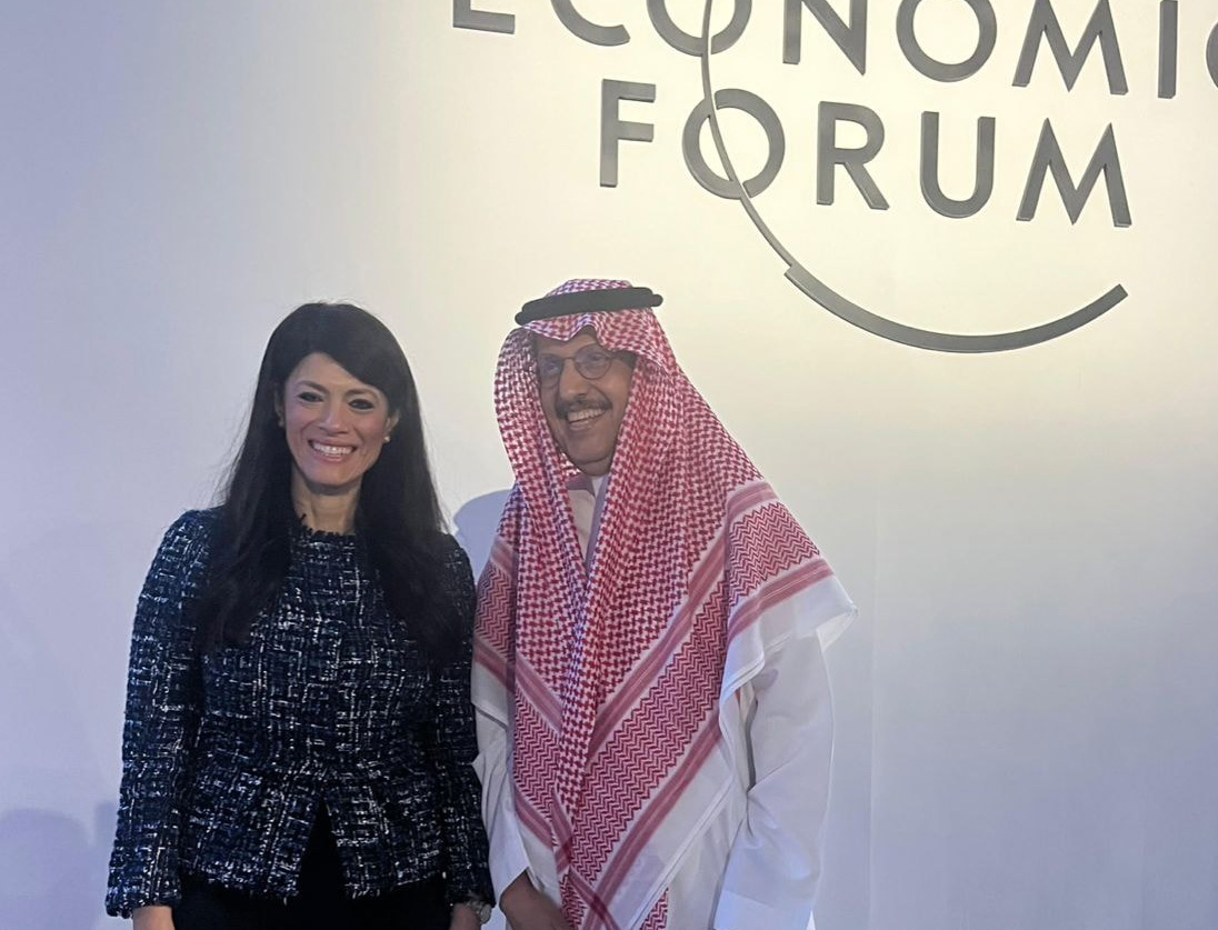 وزيرة التخطيط تبحث مع “أكوا باور” السعودية تطورات استثماراتها في مصر