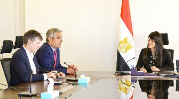 وزيرة التخطيط تبحث مع «جولدمان ساكس» فرص دعم الاقتصاد المصري وتمكين القطاع الخاص
