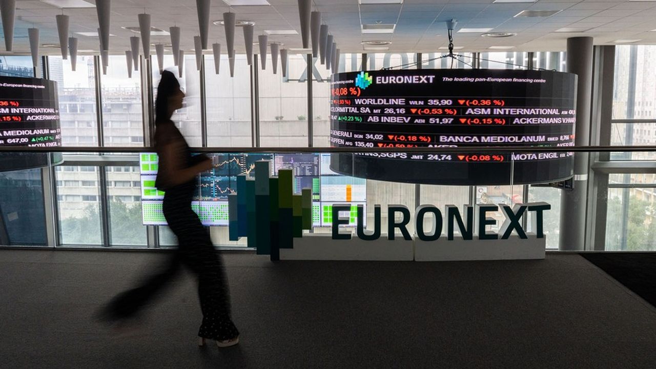 تراجع الأسهم الأوروبية في المستهل.. وقطاع السيارات يقود الخسائر