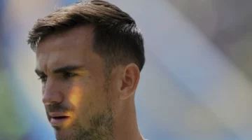 النصر ينافس مان يونايتد للحصول على خدمات فابيان رويز