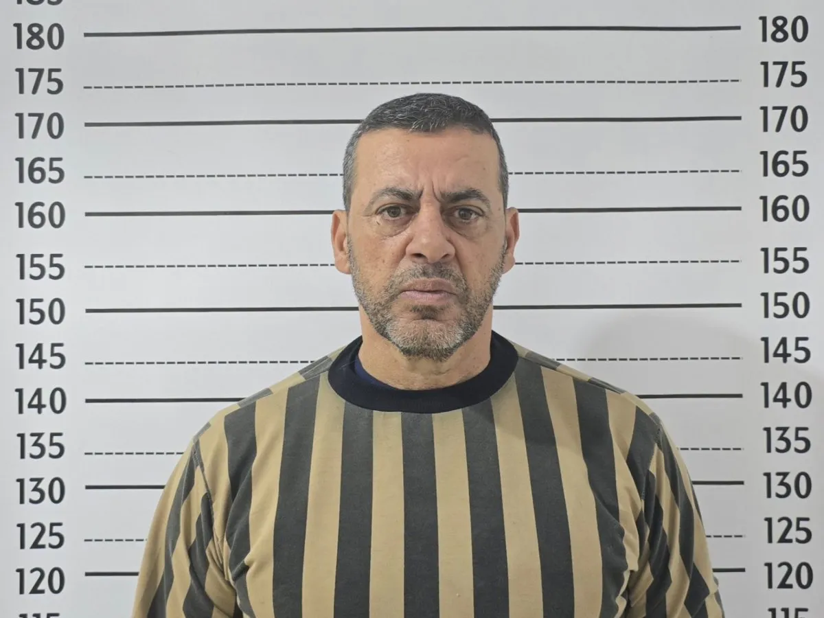 القبض على مدير إدارة المخابرات الجوية في اللاذقية وطرطوس في أثناء محاولته الفرار من البلاد