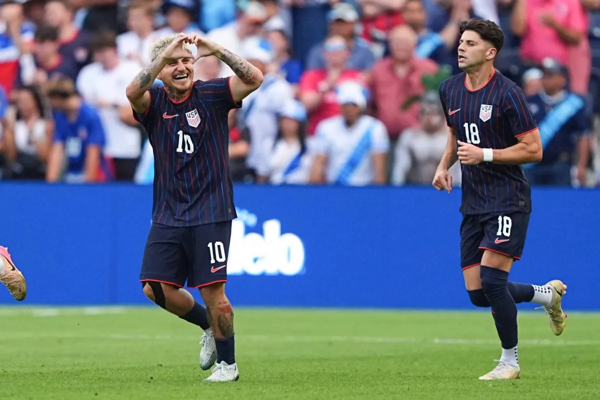 أميركا تهزم غواتيمالا وتبلغ نهائي الكأس الذهبية