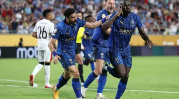 الإسبان يصوتون حول المركز الذي قد يحتله الهلال لو شارك في «الليغا»!