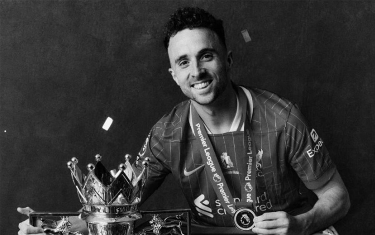 “فقدنا بطلين”.. الاتحاد البرتغالي يؤكد وفاة ديوجو جوتا لاعب ليفربول وشقيقه