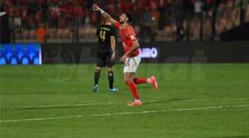 خاص | وسام أبو علي يتلقى عرضًا جديدًا ويطالب الأهلي بالرحيل